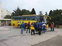 В первый выходной нас повезли на экскурсию в новый город